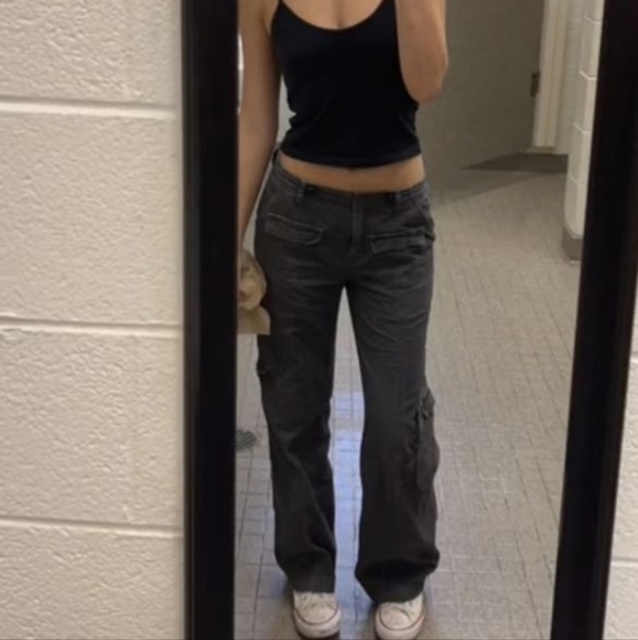 Brandy Melville Grey Kim Pants - Picture 8 of 16